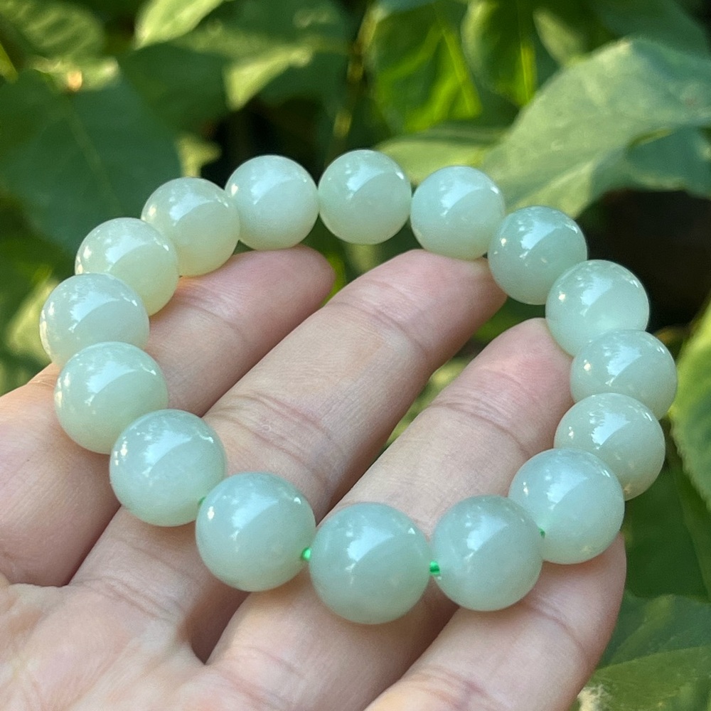 12mm stretchable green jade bracelet 1504
